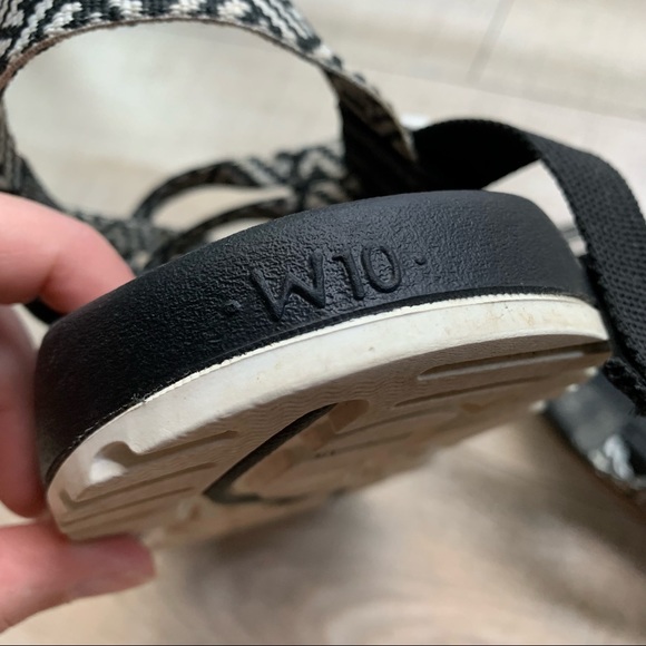 Women’s Strappy Chaco Sandals - Picture 2 of 4